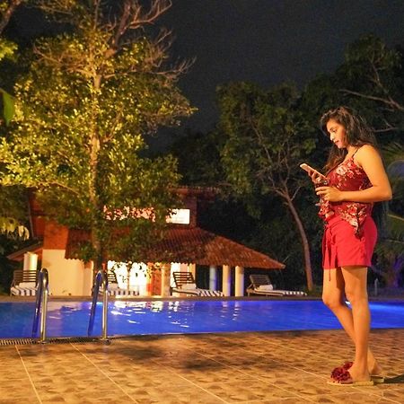 Vaana Resort Habarana Extérieur photo